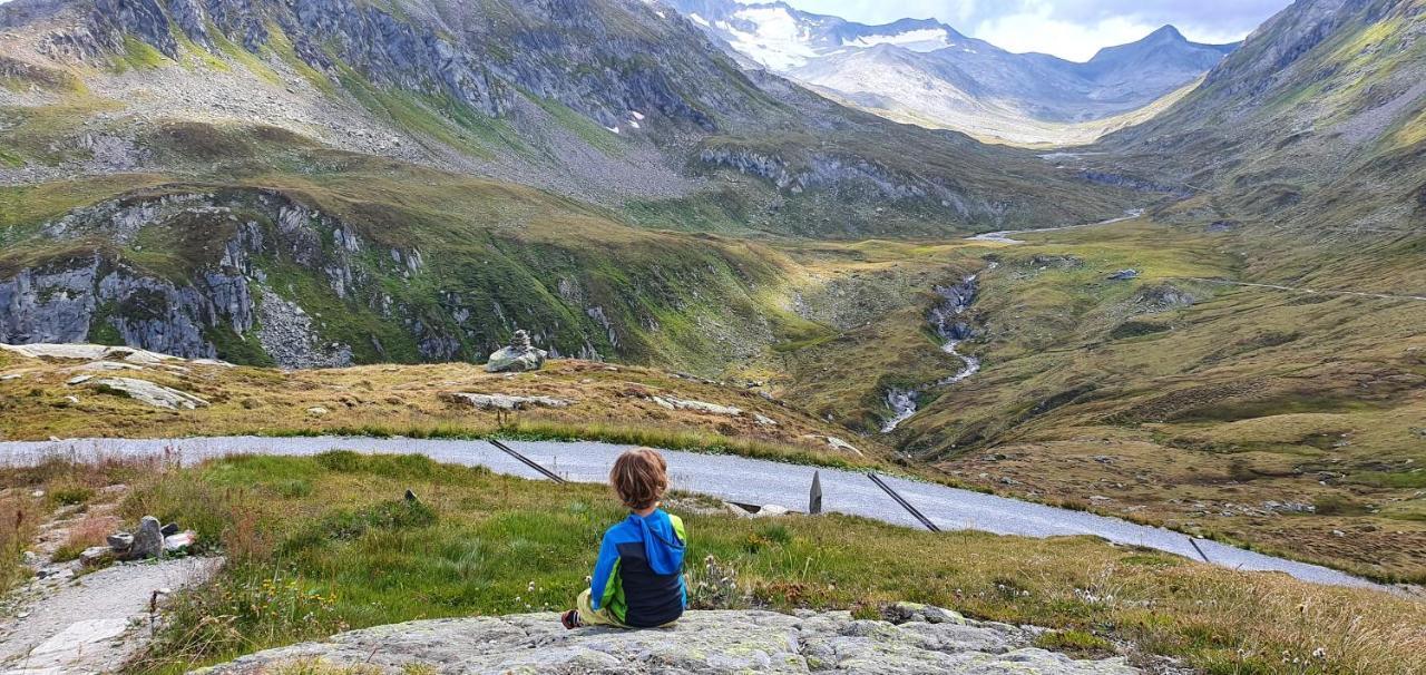 Yeti Lodge Sedrun Zewnętrze zdjęcie