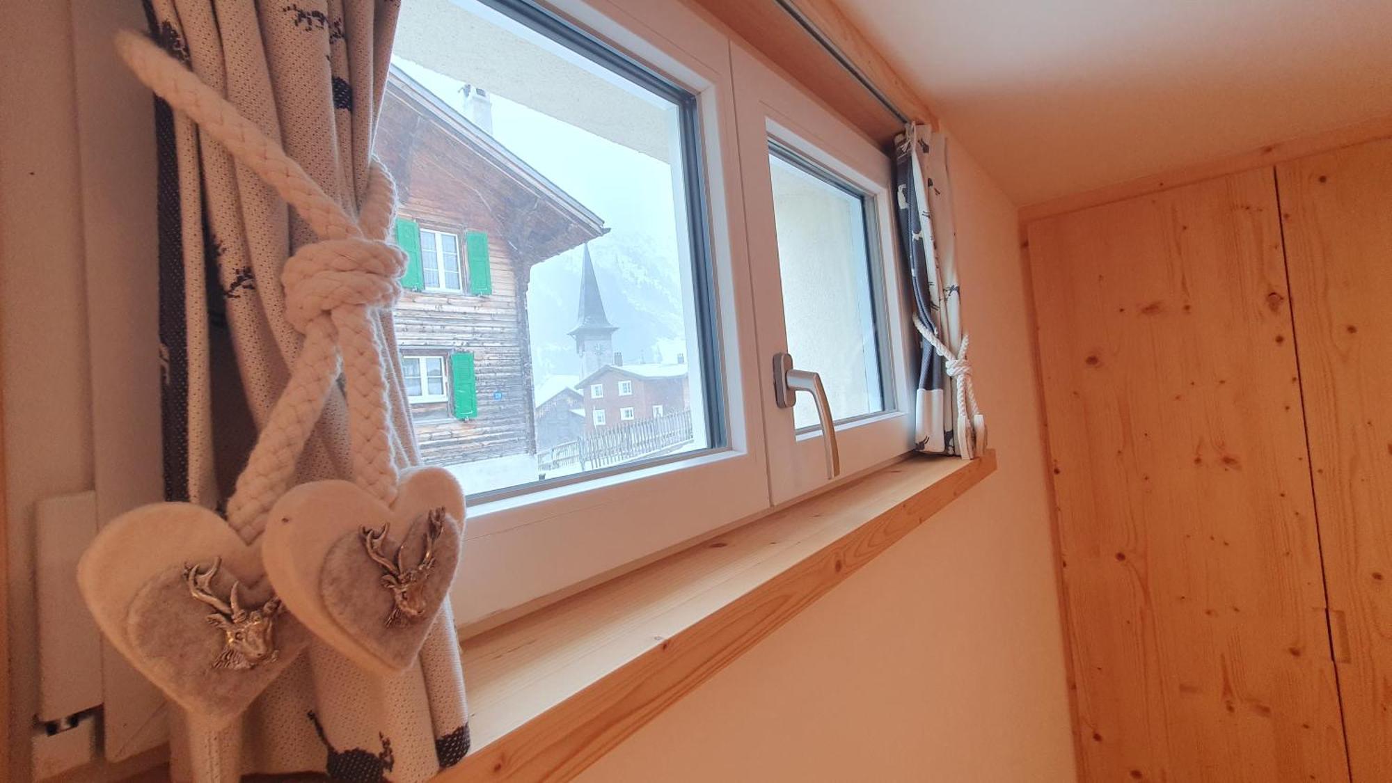 Yeti Lodge Sedrun Pokój zdjęcie