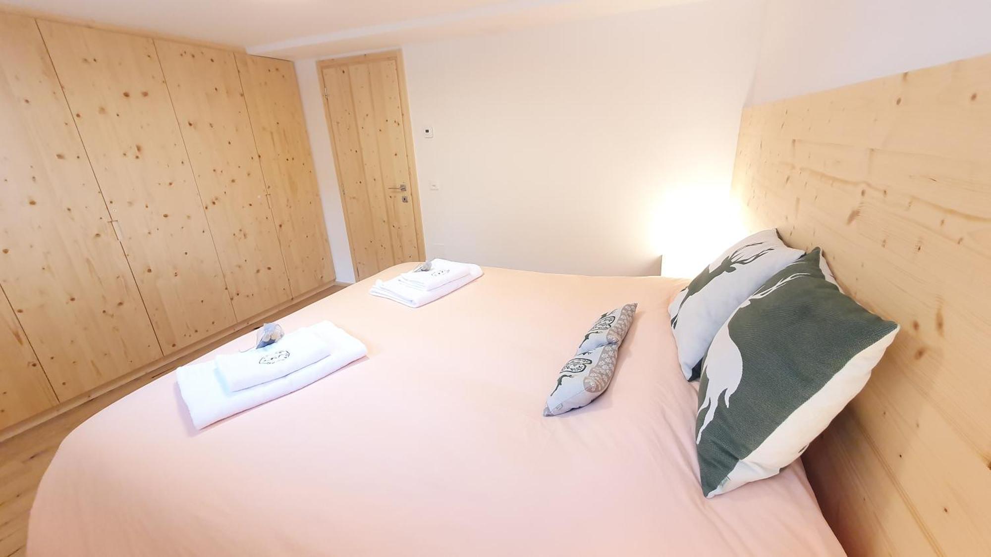 Yeti Lodge Sedrun Pokój zdjęcie