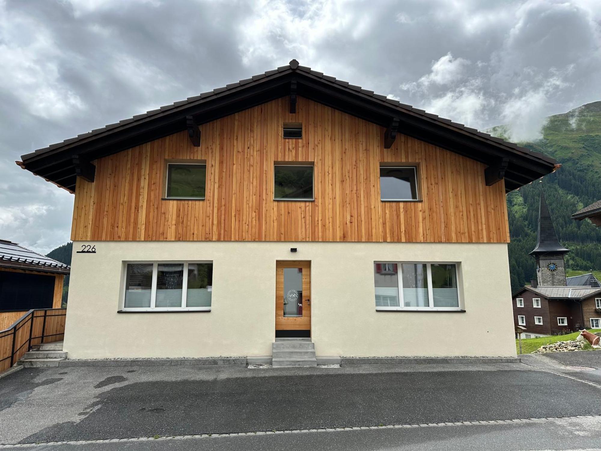 Yeti Lodge Sedrun Zewnętrze zdjęcie