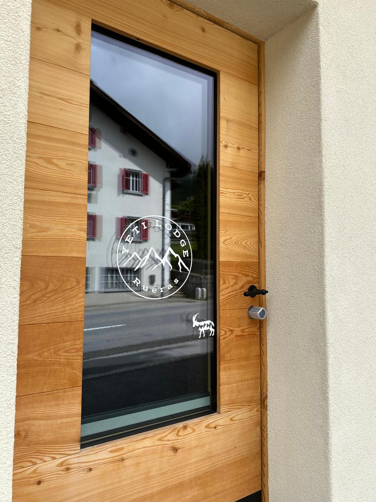 Yeti Lodge Sedrun Zewnętrze zdjęcie